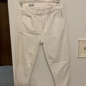White Gap Skinny Jeans